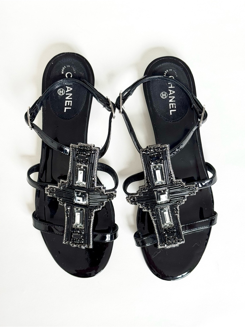CHANEL Black Patent Leather Beaded and Jeweled Slingback Sandals - Size 36 - Picture 2 of 10
